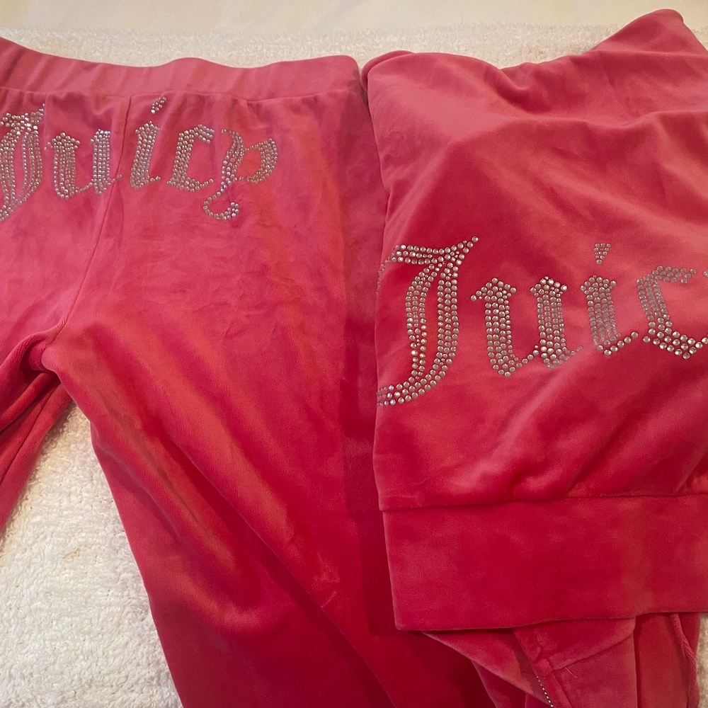 Juicy velour hoodie and pants set